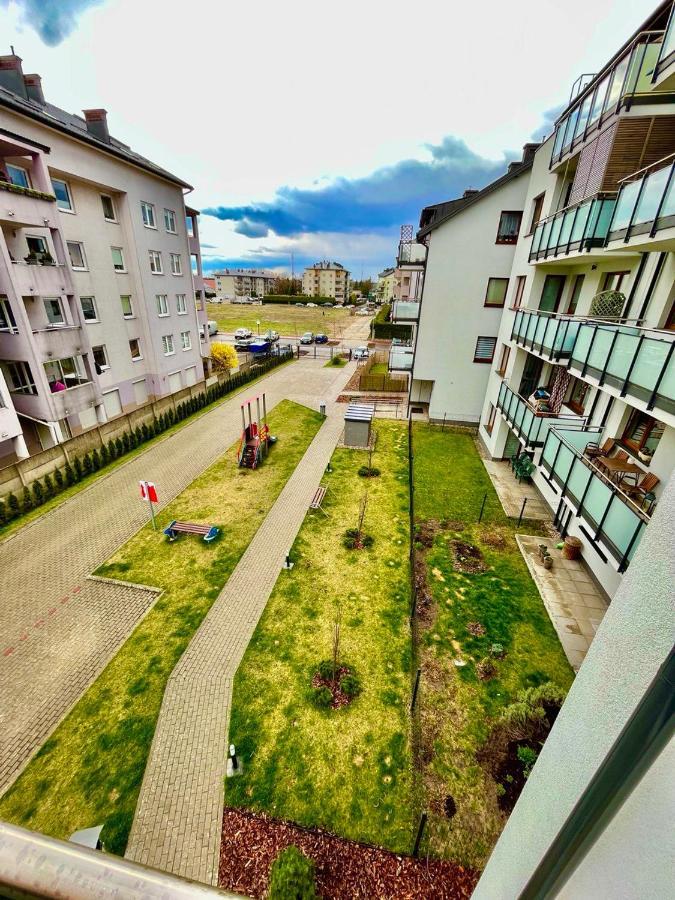 Sdh 1 Wolomin Comfortable Apartment Near Warsaw المظهر الخارجي الصورة